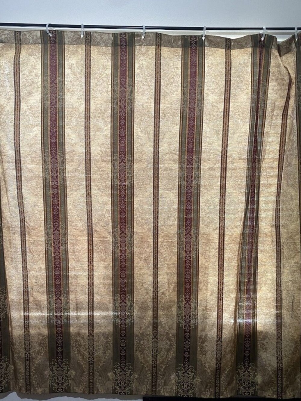 Croscill Home Fabric Shower Curtain- Dover Townhouse- Vintage / Hard to Find